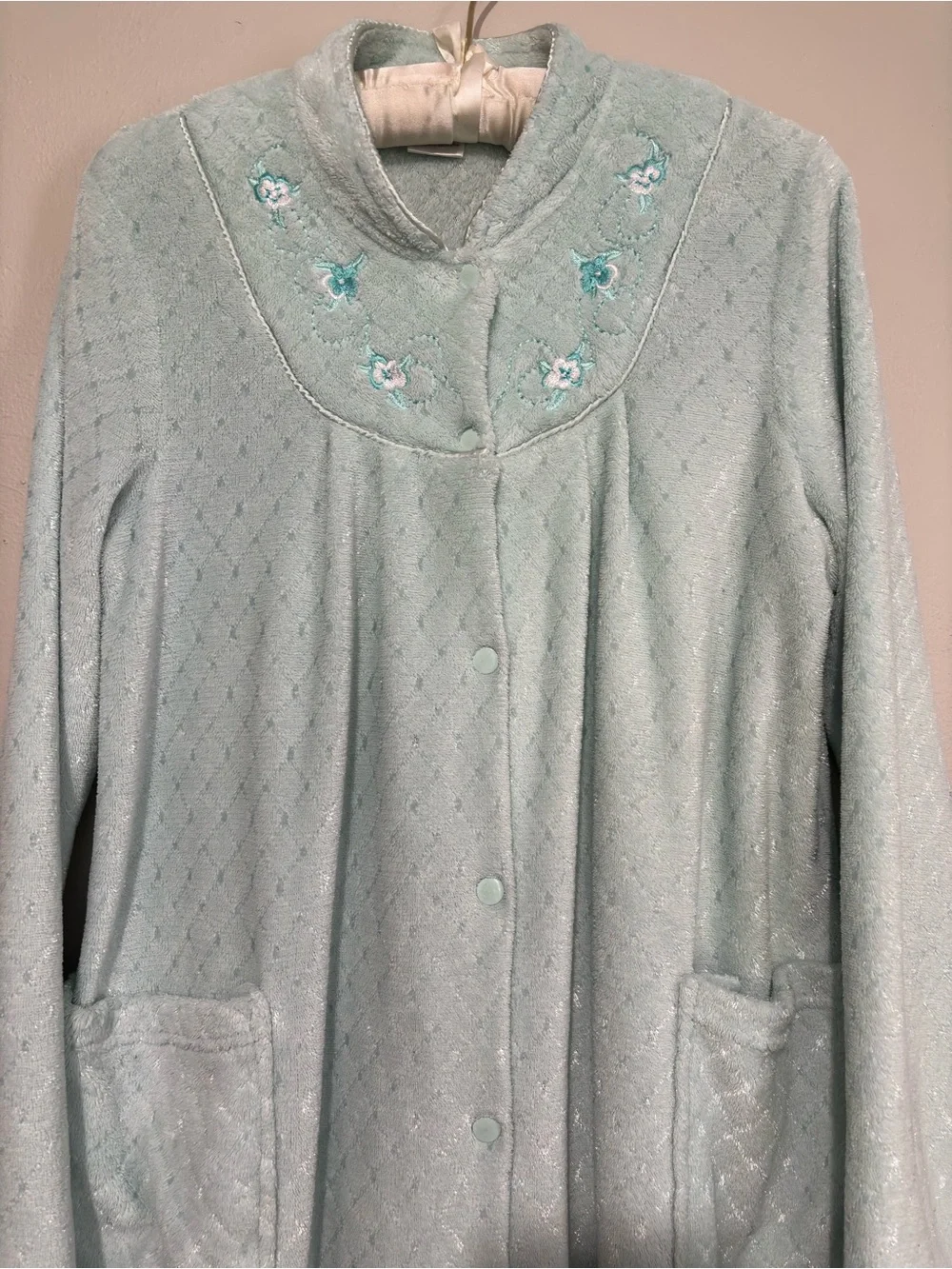 Croft & Barrow Vintage Granny Cottage Fuzzy Plush Robe Size Medium Blue Teal - Picture 6 of 9